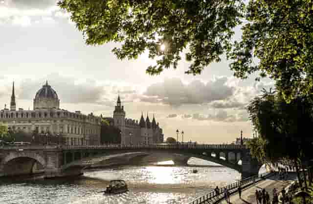 千车万人自驾中国“醉”美草原“99号公路”之旅暨《99号公路》网络微短剧项目启动