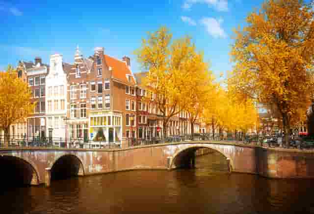 气体做功与吸收热量(气体做功和吸收热量的情况)