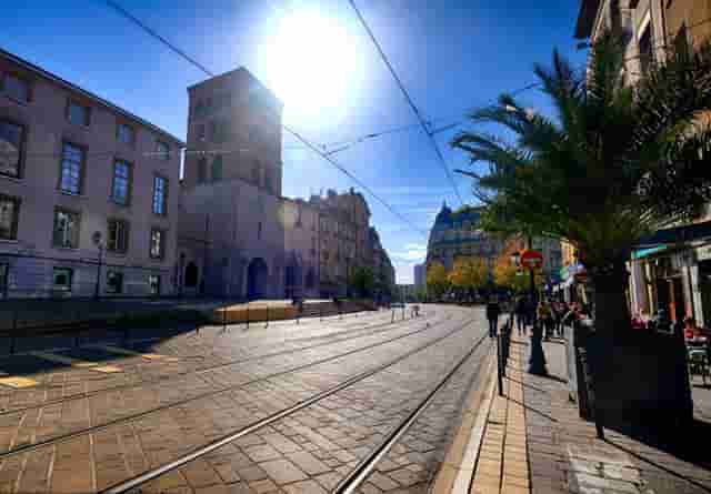 时尚穿衣搭配技巧(时尚穿衣搭配技巧男)